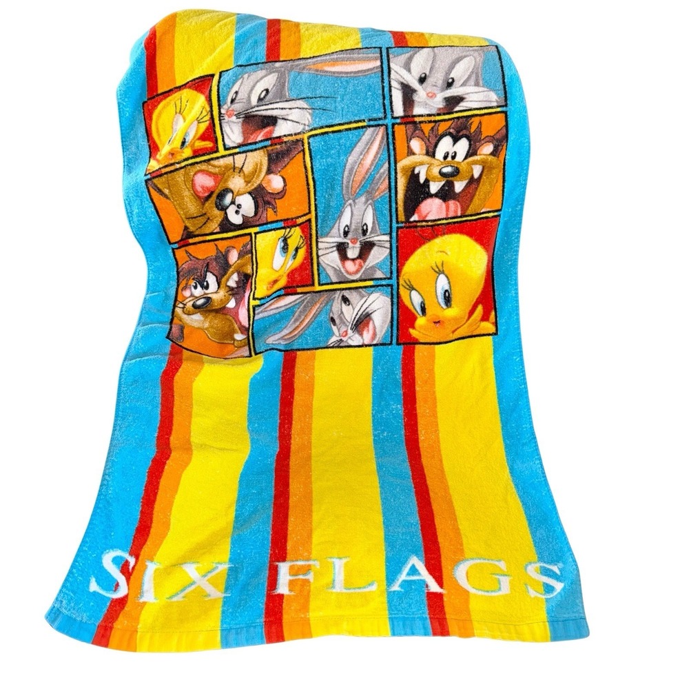 Vintage Looney Tunes Six Flags Beach Towel Tweety Bugs Bunny Taz 51x27.5